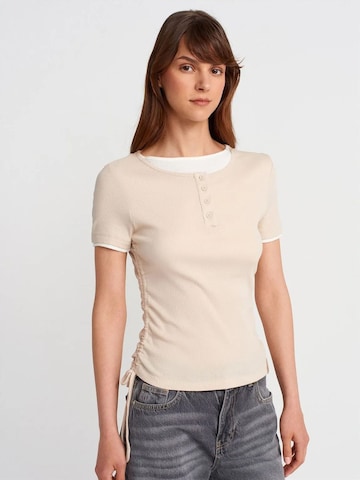 T-shirt Dilvin en beige : devant