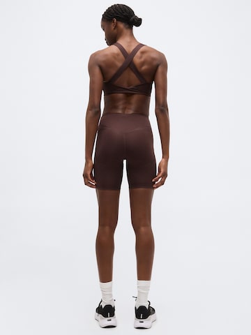 Skinny Pantaloni sport 'PWRSHAPE SUNDAY BLISS' de la PUMA pe maro