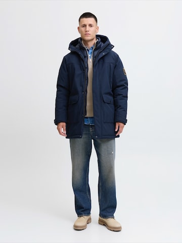 JACK & JONES Välikausiparka 'JJFINN' värissä sininen