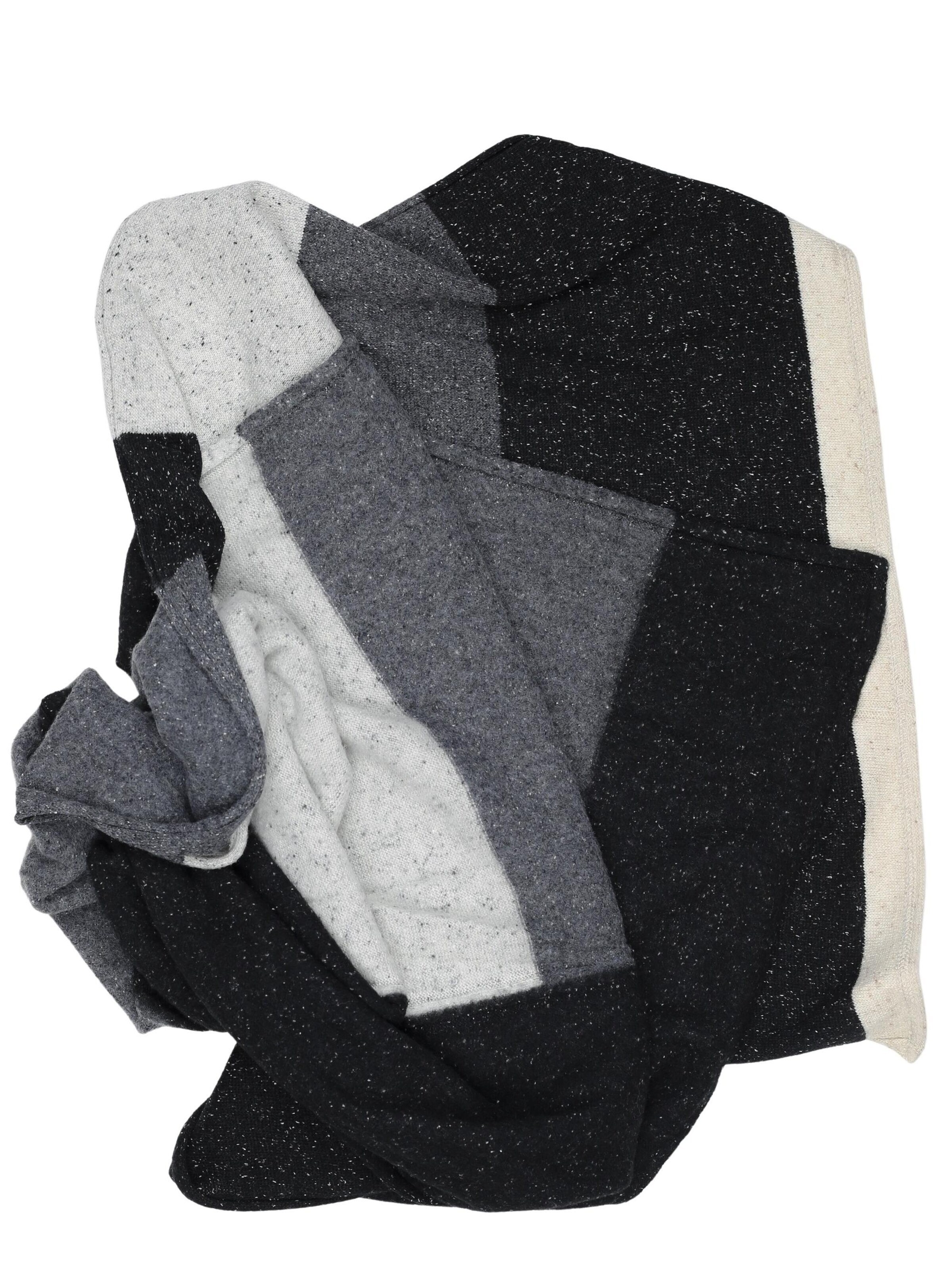 COLLEZIONE ALESSANDRO Scarf 'Kuschelweich' in Black