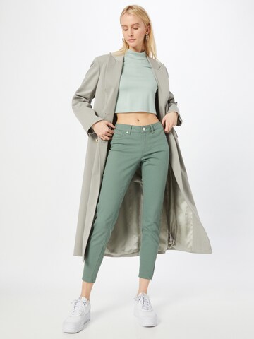 Skinny Jeans di VERO MODA in verde