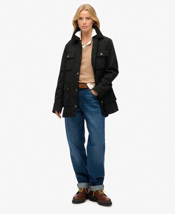 Superdry Tussenjas in Zwart
