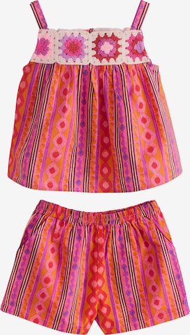 Next Setti värissä vaaleanpunainen: etupuoli