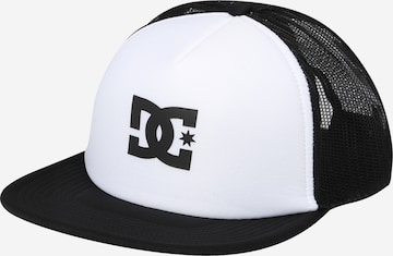 Șapcă 'GAS STATION' de la DC Shoes pe alb: față