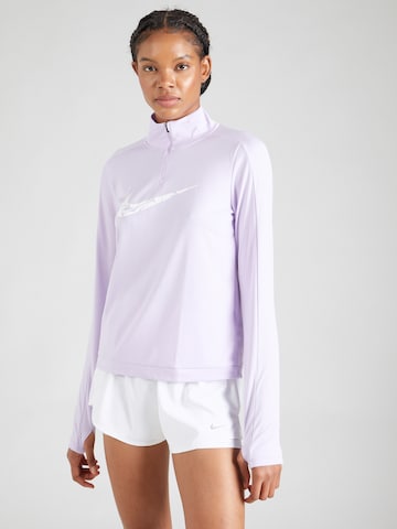 T-shirt fonctionnel 'SWOOSH' NIKE en violet : devant