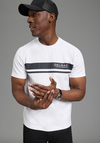 DELMAO Shirt in Weiß: Vorderseite