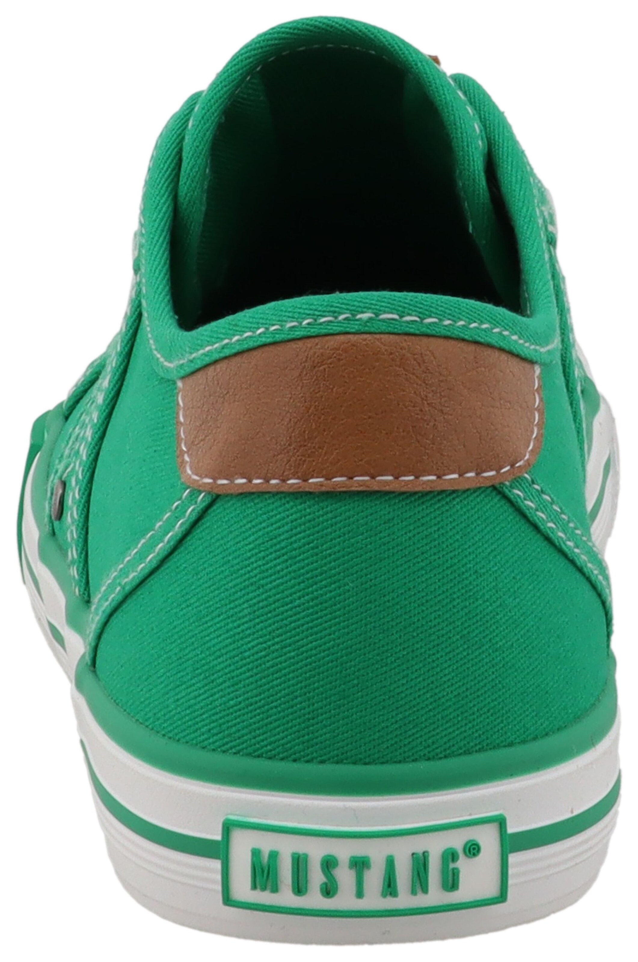 MUSTANG Slip-Ons in Green