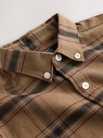 Next - Ajuste regular Camisa en marrón