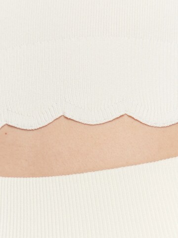 GUESS - Top 'Ada' en blanco