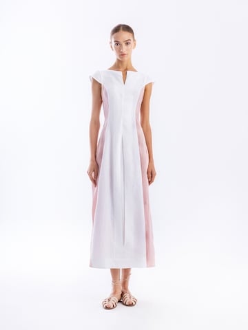 Abito 'Dreams In Bloom' di Haris Cotton in bianco