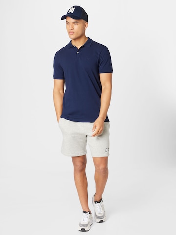 GAP Regular Shorts in Grau