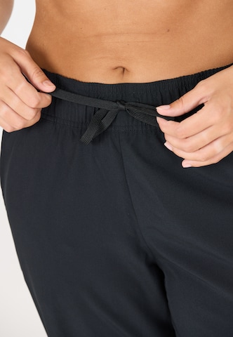 ENDURANCE Tapered Sportbroek 'Chaya' in Zwart