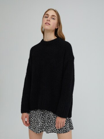 EDITED Sweater 'Elyse' in Black: front