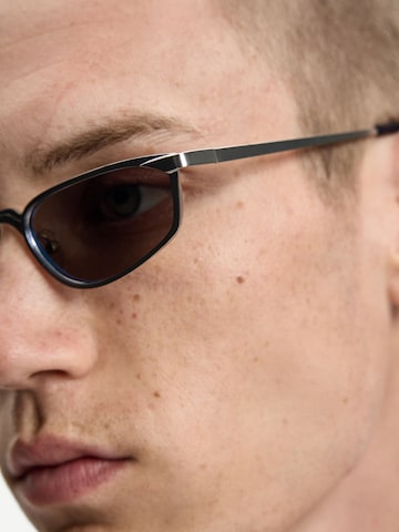 Lunettes de soleil Bershka en argent
