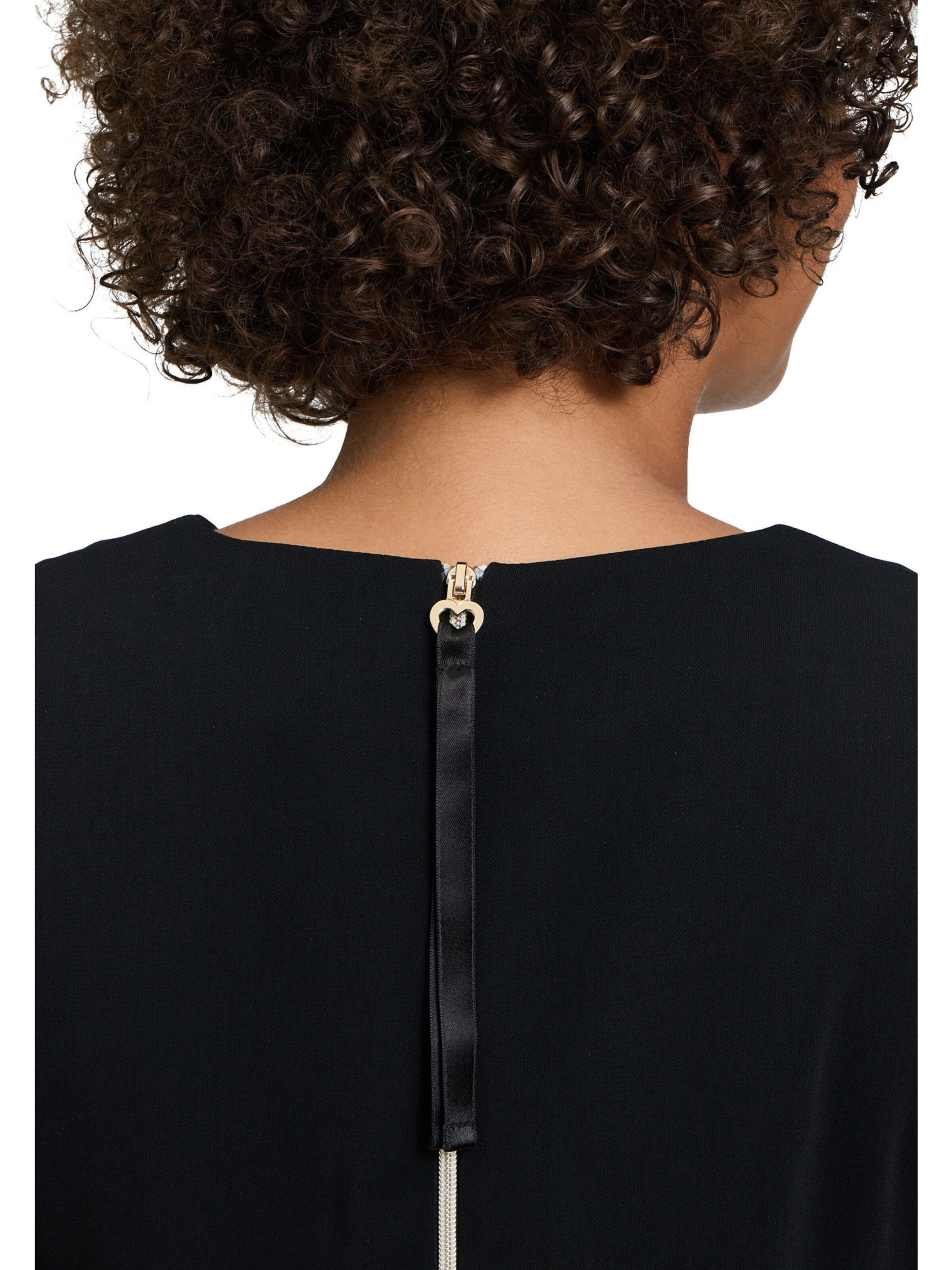 Abito di Cartoon in nero