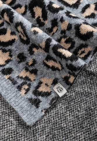 Sciarpa 'Cozy Wild' di Roeckl in grigio