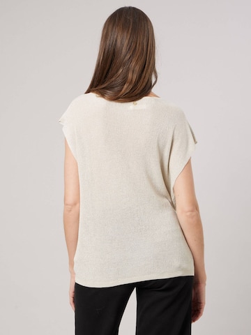Deeluxe Pullover‌‌‌‌‌‌‌‌‌ in Beige