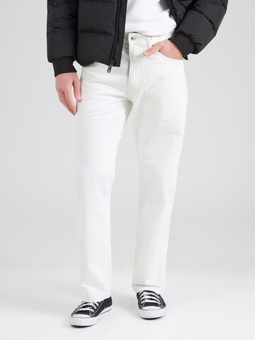Calvin Klein Jeans Normalny krój Jeansy '90s' w kolorze biały: przód