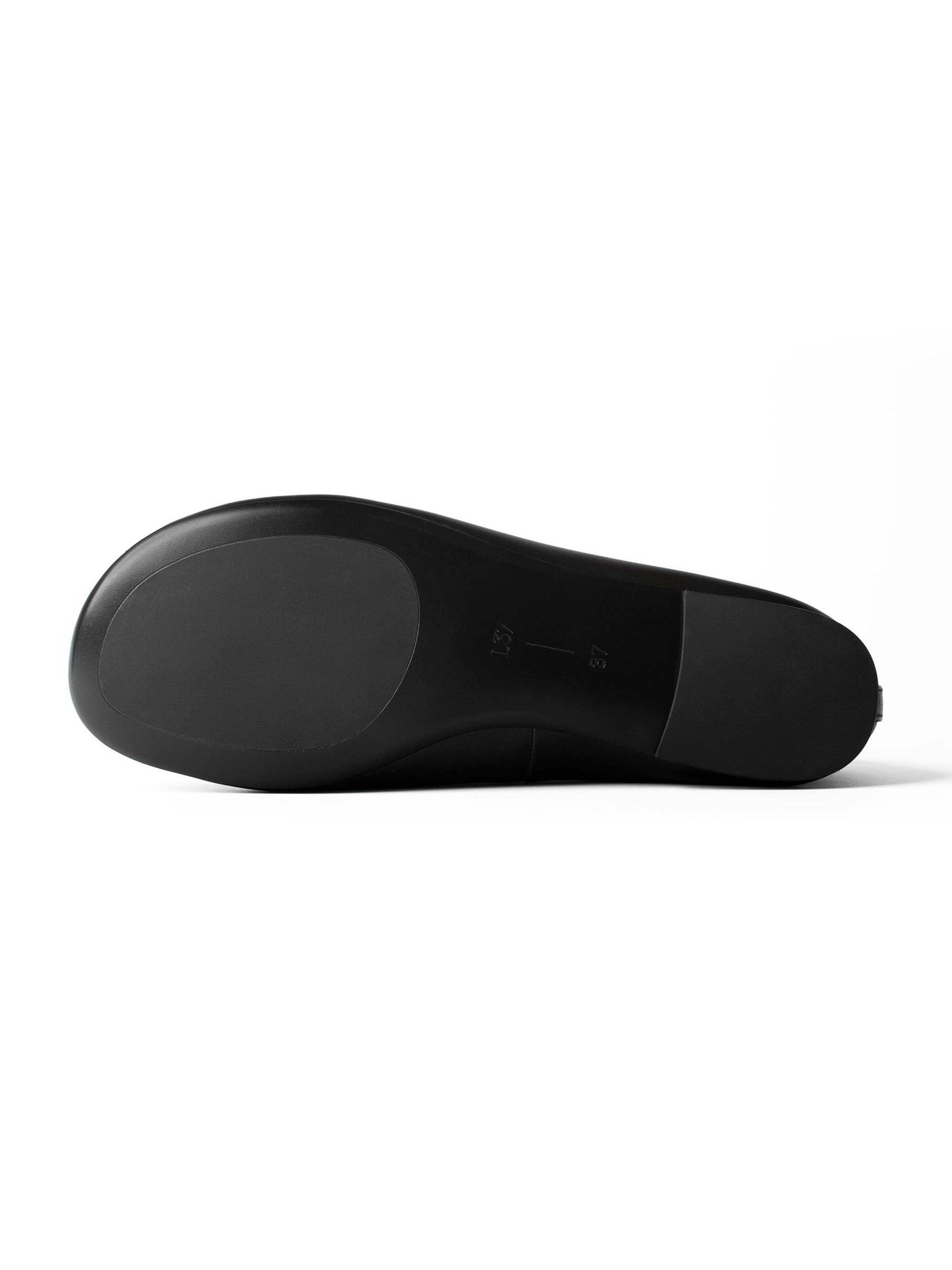 L37 HANDMADE SHOES Slipper 'HARMONY STEPS'‌‌‌‌‌‌ in Schwarz