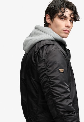 Veste mi-saison 'MA1' Superdry & Co en noir