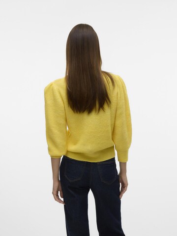 Pull-over 'VMVigga' VERO MODA en jaune
