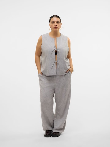 Vero Moda Curve Regular Bandplooibroek 'TAMMI' in Grijs