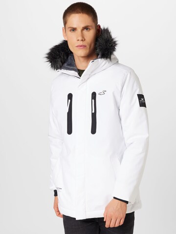 HOLLISTER Winter Parka in White: front