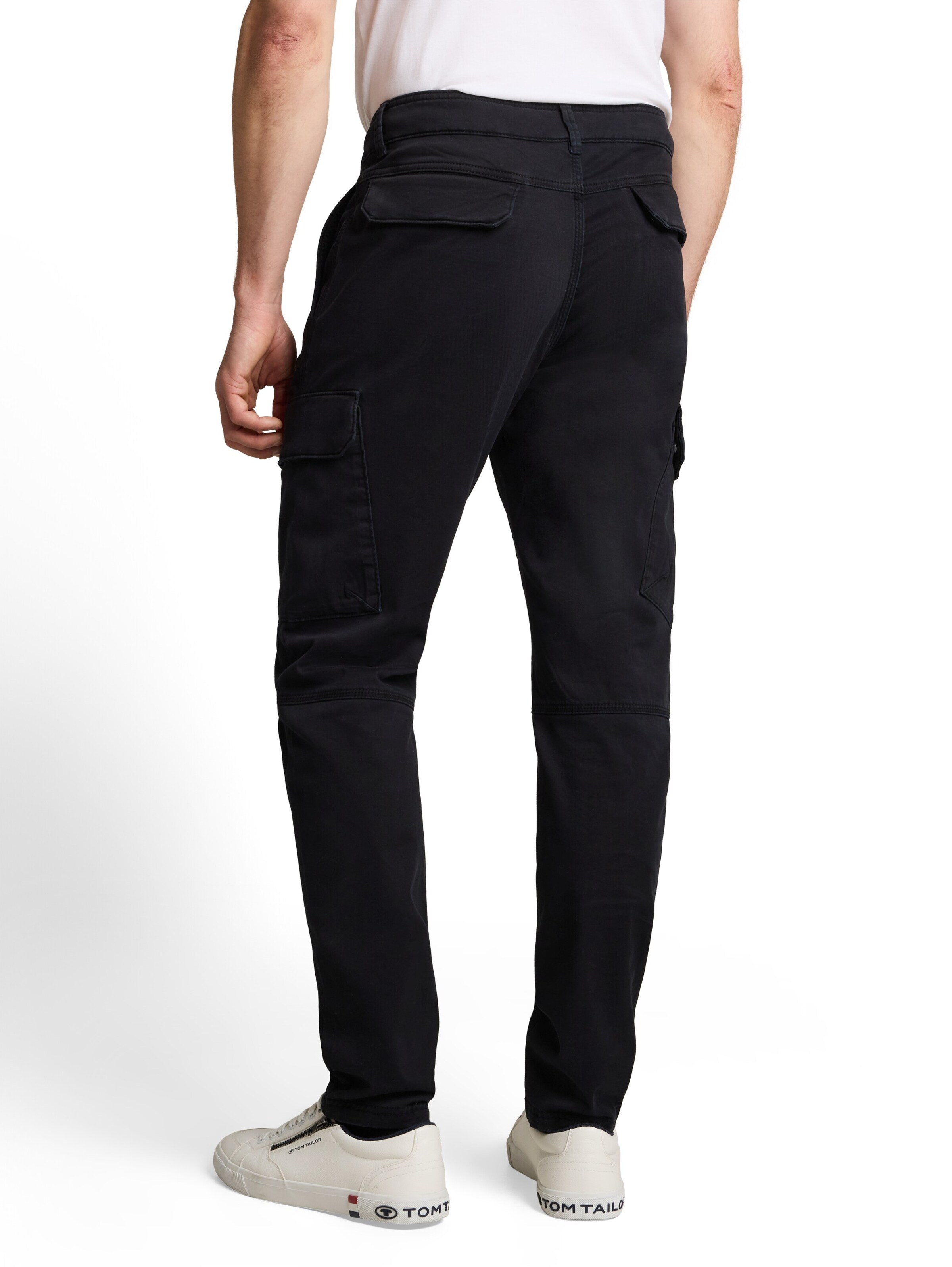 Tapered Pantaloni cu buzunare 'Tyler' de la TOM TAILOR pe negru