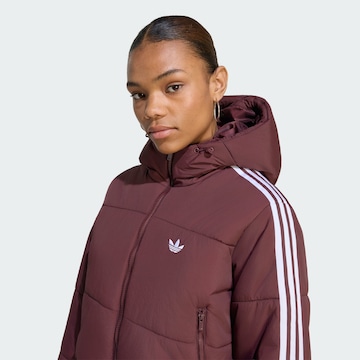 ADIDAS ORIGINALS Winterjas 'Adicolor' in Rood