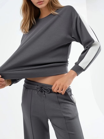 Hiccup - Fato de jogging em cinzento