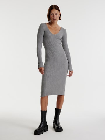 EDITED - Vestido 'JUNA' en gris: frente