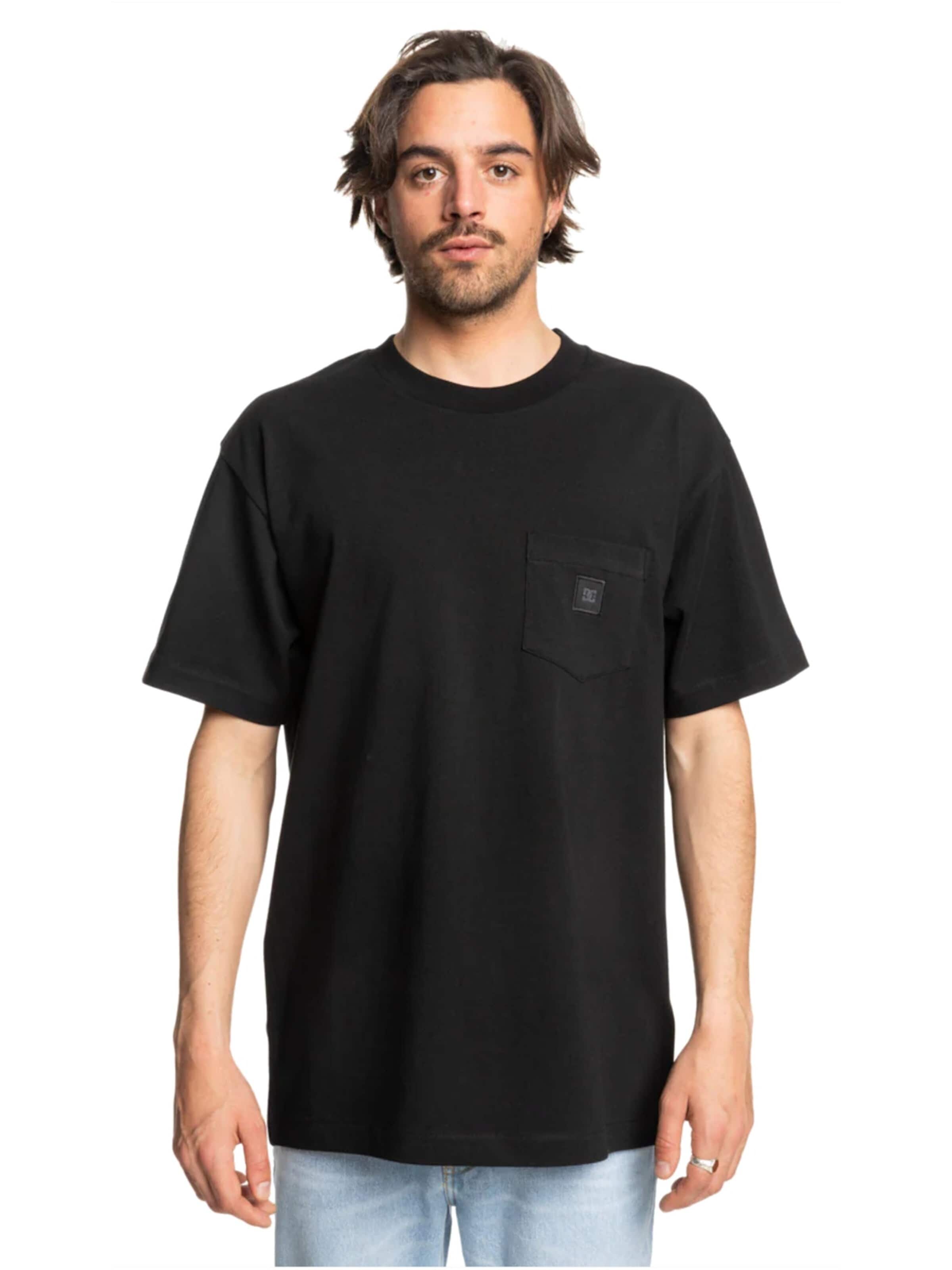 DC Shoes Shirt 'DC 1994 SS Tee' in Zwart: voorkant