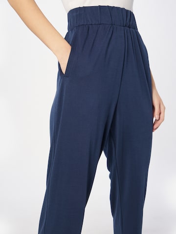 NÜMPH Tapered Broek 'LEANNE' in Blauw