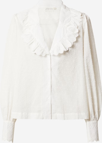 Atelier Rêve Blouse 'IRGABI' in White: front