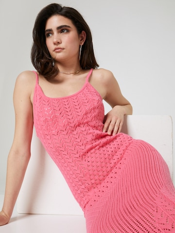 LENI KLUM x ABOUT YOU - Vestido de malha 'Simona' em rosa