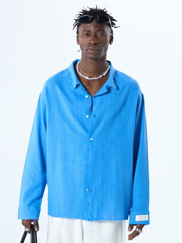 VAMOS CLO Button Up Shirt 'Longview' in Blue: front