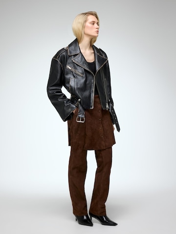 V S P Winterjacke 'Anya' in Schwarz