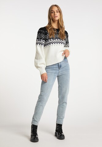 MYMO Sweater in White