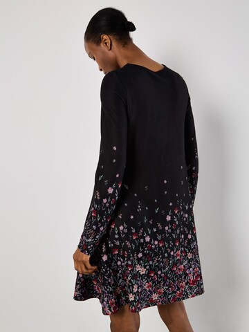 Apricot Dress in Black