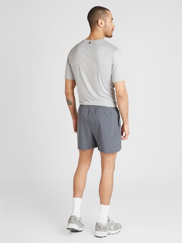 Regular Pantalon de sport new balance en gris