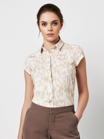 DESOTO Blouse in Beige: front