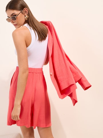 Friends Like These Широки крачоли Панталон в розово