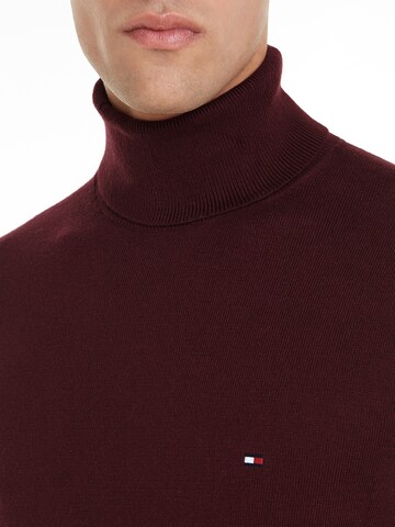 TOMMY HILFIGER Sweater in Red