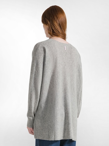 Pullover extra large di DEHA in grigio