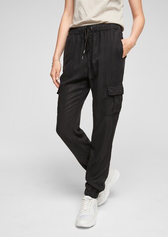 QS Tapered Cargo Pants in Black