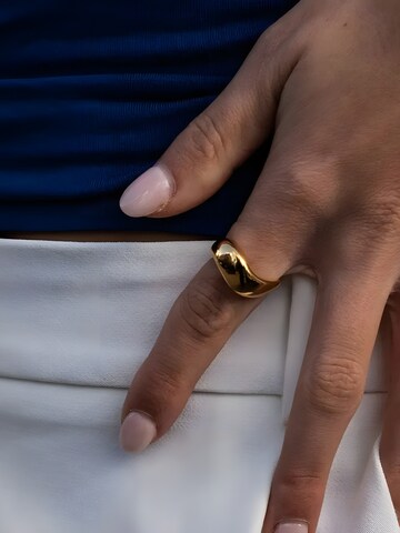 hiBALI Ring 'Chunky Curvy'‌‌‌‌‌ in Gold