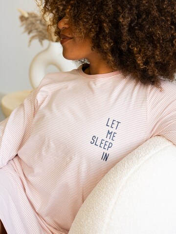 By Louise Nightgown in Pink