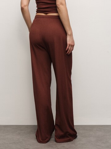 Loosefit Pantalon 'Ava' RÆRE by Lorena Rae en marron