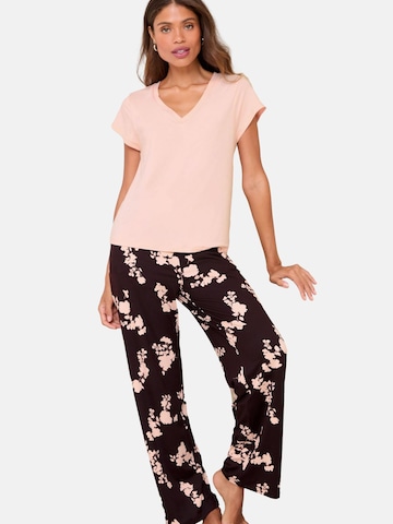 Lipsy Pyjama värissä vaaleanpunainen: etupuoli