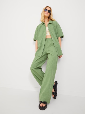 JJXX Zvonové kalhoty Kalhoty – zelená